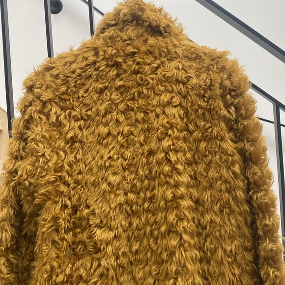 Baum Und Pferdgarten Faux Fur Coat - Picture 4 of 5